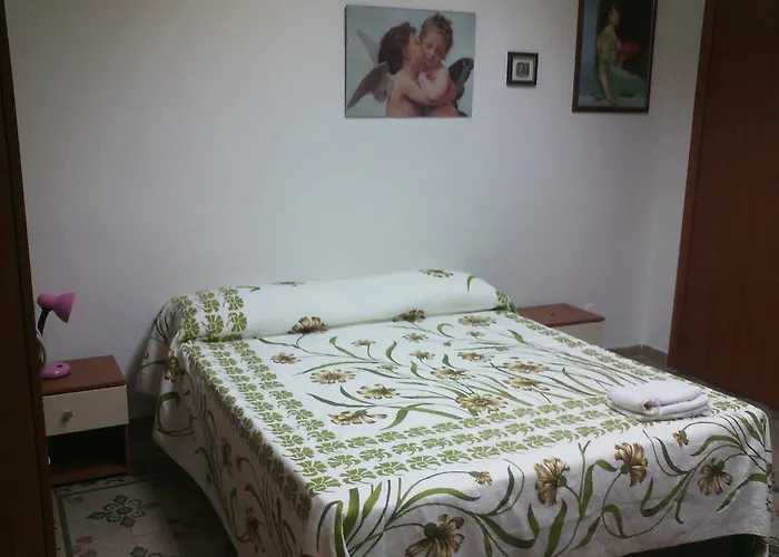 Alojamento de Acomodação e Pequeno-almoço Casa Di Rosa